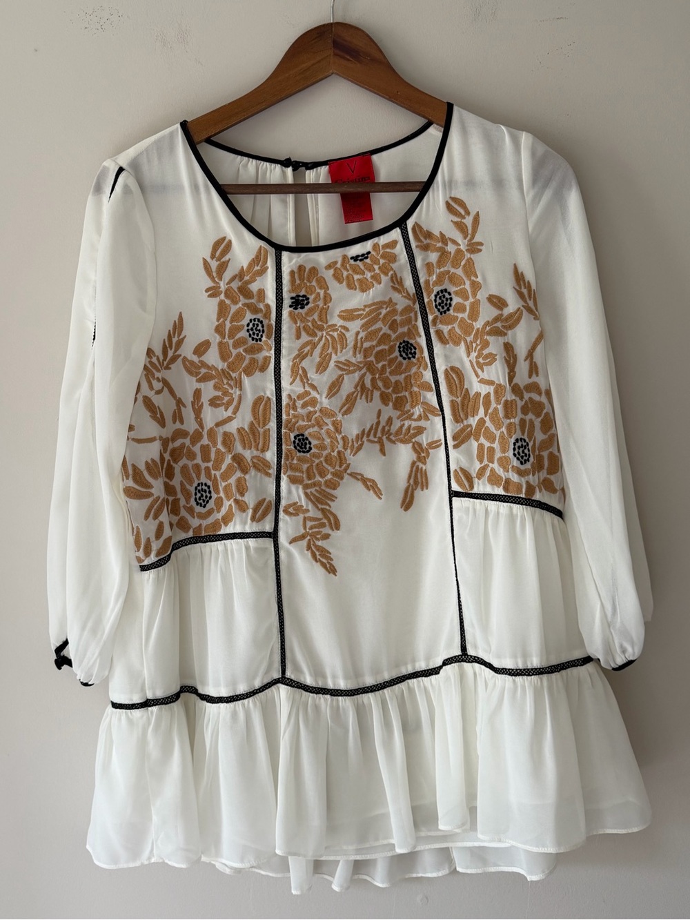V Christina Embroidered White Tunic with Tan Floral Motif Peplum Top Size Small